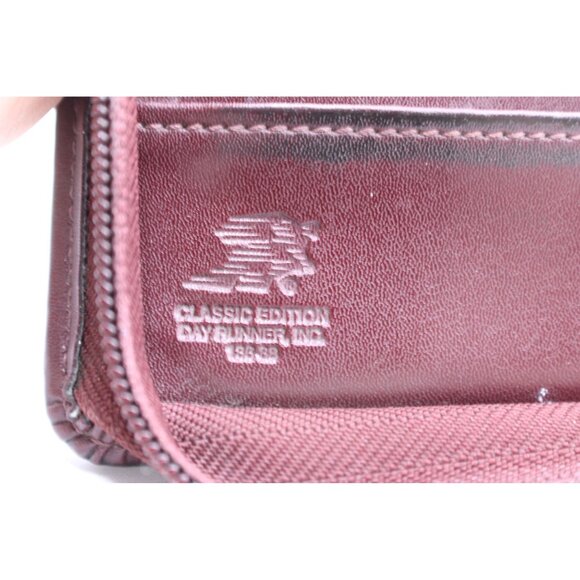 Day Runner Planner Organizer Classic Edition Burgundy Leather Zip 3-Ring 8x5" - Picture 5 of 8